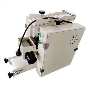 Машина за правене на кожички за малки кнедли